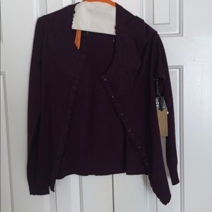 Plum cardigan with flower appliqués